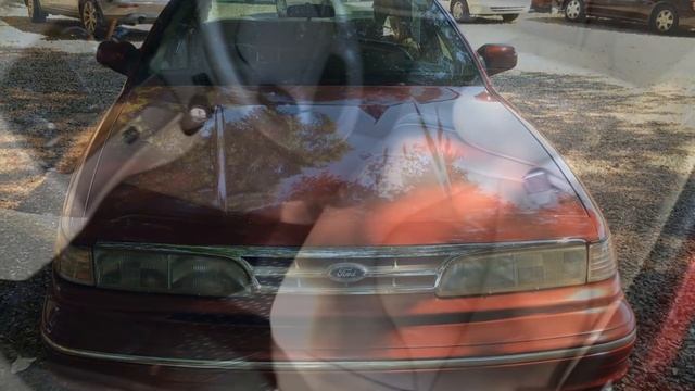 1997 Ford Crown Victoria Low miles! смотреть онлайн