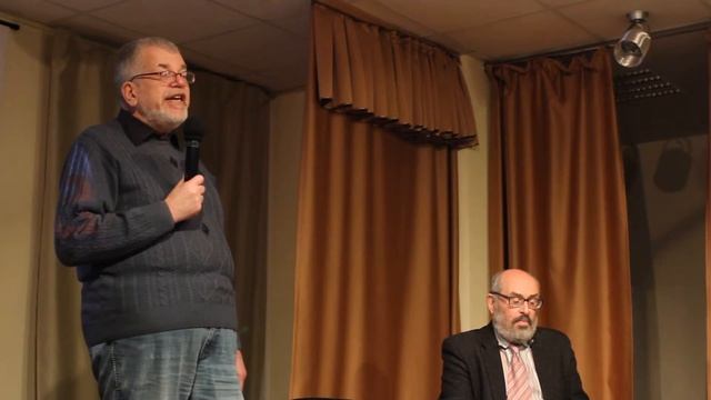 2. Евгений Черняховский читает стихи Евгения Евтушенко. Первый блок. смотреть онлайн