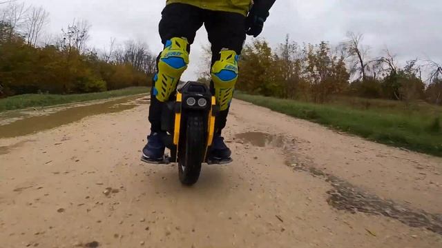Extreme Bull X-Men HT On A Deserted Road