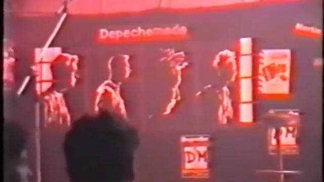 Фанаты Depeche Mode в Москве,90-е. смотреть онлайн