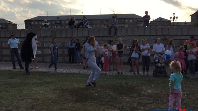сольный танец день молодежи в Магнитке. смотреть онлайн