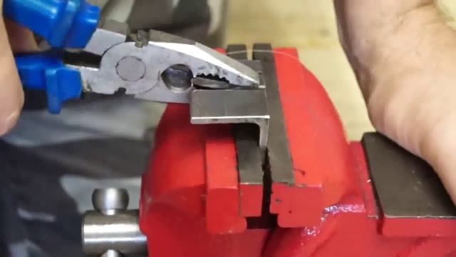 Как заточить сверло Станок для заточки сверла своими руками просто смотри.mpg смотреть онлайн