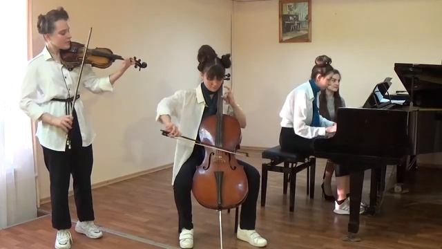 Роман Бажилин - "Упрямая овечка" смотреть онлайн