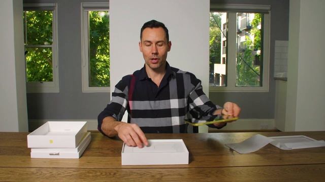 2022 iPad Unboxed! смотреть онлайн