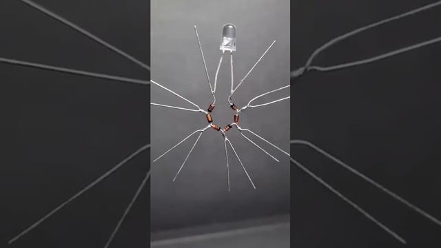 Cell Phone detector No IC ⧸ No Battery #shorts #zaferyildiz #short #electronics #viral #diy #led смотреть онлайн