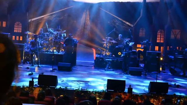 Arnel Pineda - Iris - with Namesake @ Resorts World смотреть онлайн