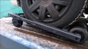 Испытываем подкатную тележку на эвакуаторе с ломаной платформой. Другие видео на канале. 8926066244