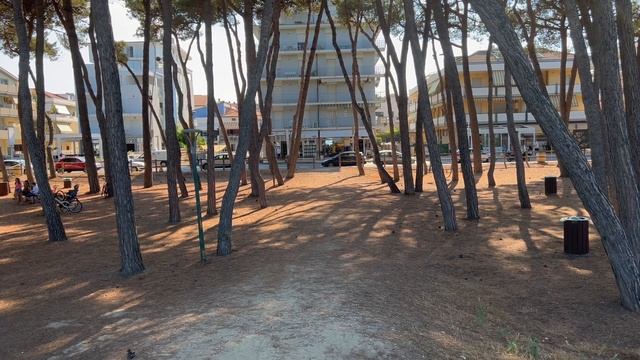 Tortoreto - Alba Adriatica Lungomare Seafront Abruzzo, Italy 4K Tour смотреть онлайн