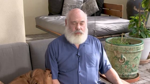 Dr. Weil explains how to do his 4-7-8 breathing technique. Relaxing Breathing Exercise