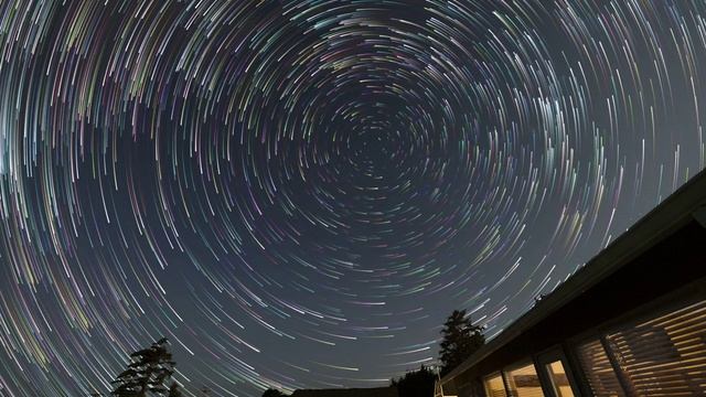 Star trails with single image. Photoshop and After Effects assistance смотреть онлайн