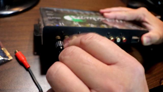 Male and Female RCA Connectors explained. смотреть онлайн