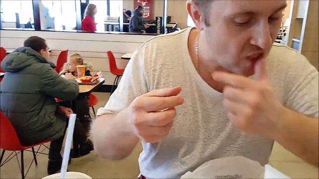 Кушаем вредную, но вкусную еду смотреть онлайн