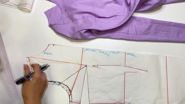 ПОШИВ ПЛАТЬЯ. ПОСТРОЕНИЕ ВЫКРОЙКИ. Моделирование горловины. смотреть онлайн