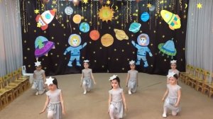 Танец "Звёздочки и Звездочёт" детский сад "Родничок" с.Ботлих