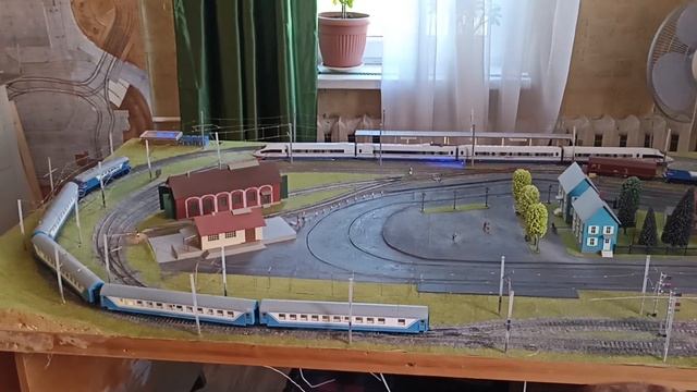 Макет железной дороги.