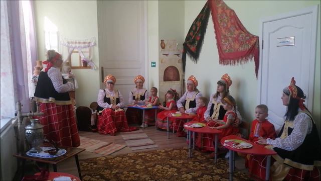 Фольклорные посиделки "Берегиня семейного очага" смотреть онлайн