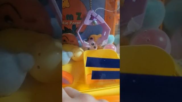 Автомат плюшевый куб! Мини хватайка. смотреть онлайн