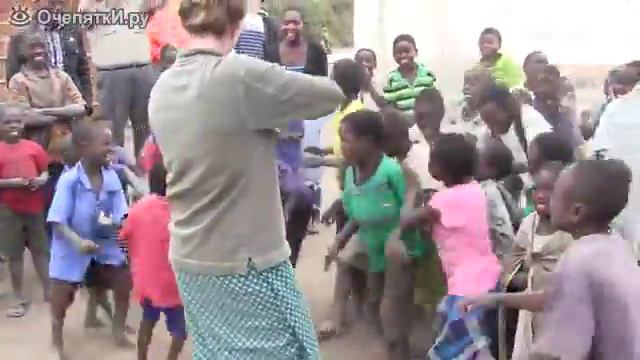 Дети впервые слышат скрипку смотреть онлайн