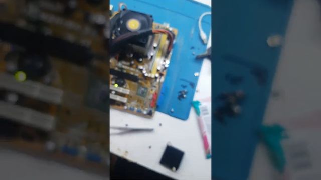 что делать если компьютер включается и сразу выключается смотреть онлайн