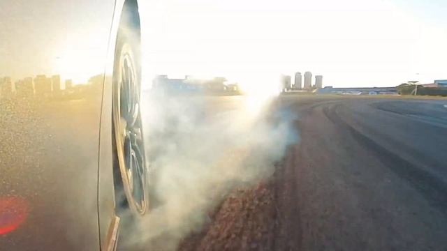 A Racer On the Road | XPeng P7 смотреть онлайн