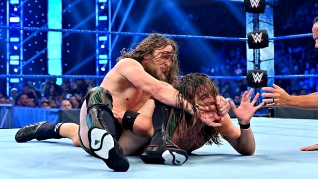 ТОП 5 ЛУЧШИХ МАТЧЕЙ WWE RAW И SMACKDOWN ЗА 2019 ГОД! смотреть онлайн