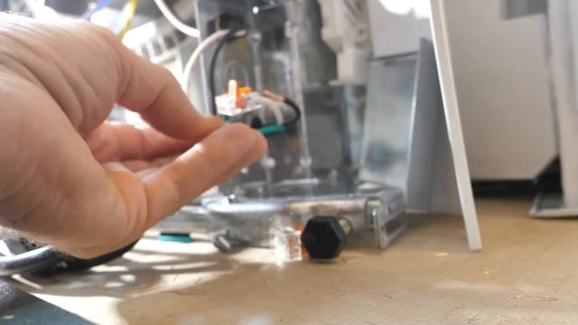 How to Hook Up the Electrical Cord on a Dishwasher смотреть онлайн