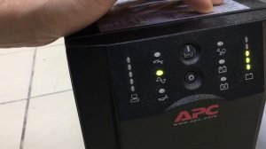Источник бесперебойного питания APC Smart-UPS 1000