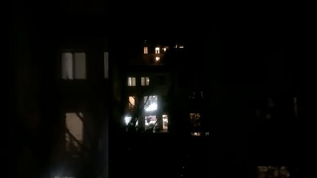 Neuilly-sur-seine France,Paris Clapping смотреть онлайн