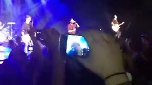 Simple Plan Neu Isenburg 19.03.12 Astronaut смотреть онлайн