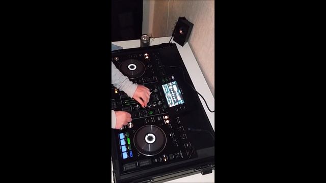 Little bass house mix on xdj - rx смотреть онлайн