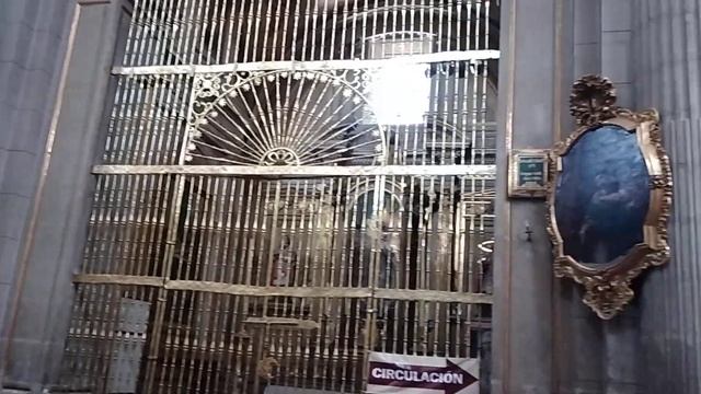 Кафедральный собор в городе Пуэбла, Мексика смотреть онлайн