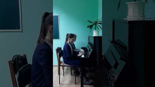 Зелёная А.Ф. 12 лет, Рудницкая М.И. 33 года. Учитель, ученик. произведение Т. Максимов-Паровоз смотреть онлайн