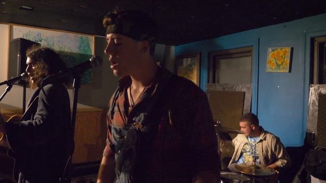 Mesén Around - Fenns Coffee Shop - Groovy смотреть онлайн
