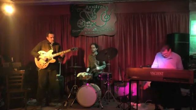 The Flying Jazz Trio(St. Andreadis, G. Kontrafouris, B. Podaras)-Innerwind, Antithesi 02/03/19 смотреть онлайн