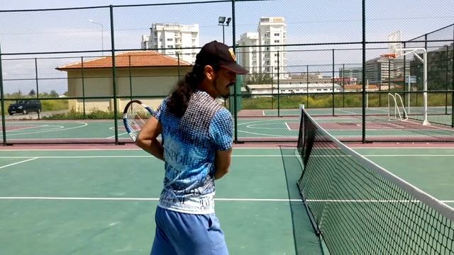 БОЛЬШОЙ ТЕННИС. УРОК 2 - ХВАТ РАКЕТКИ смотреть онлайн