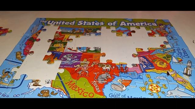 Bored? Watch me put together a 60 piece puzzle map of the USA with Capitals LOL OMG смотреть онлайн