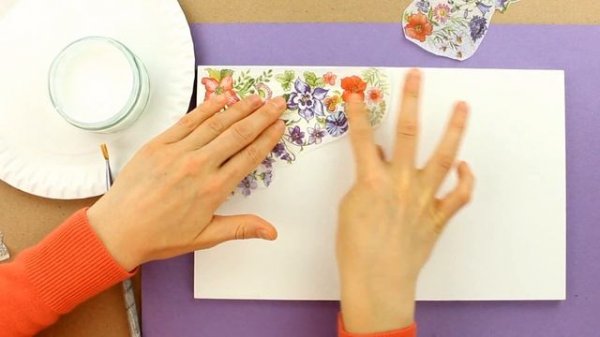 Decoupage on wooden board - decoupage wood - Decoupage tutorial - decoupage for beginners