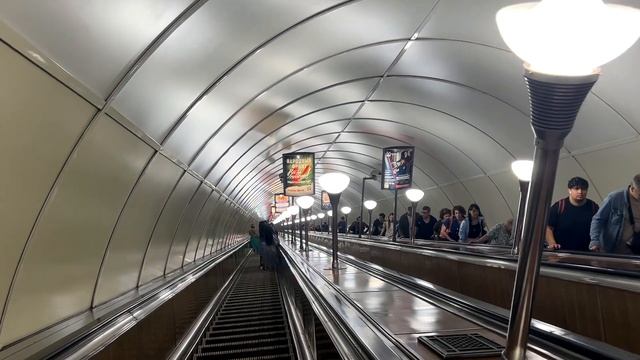 5 минут в Питере со мной ВЛОГ | Лиса Вяжет смотреть онлайн
