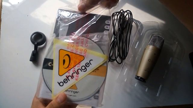BEHRINGER C1U MICROPHONE REVIEW AND UNBOXING смотреть онлайн