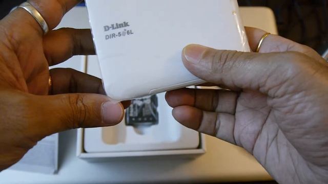 Unboxing Dlink 506L Portable Wifi Router/Repeater/AP/DLNA Server смотреть онлайн
