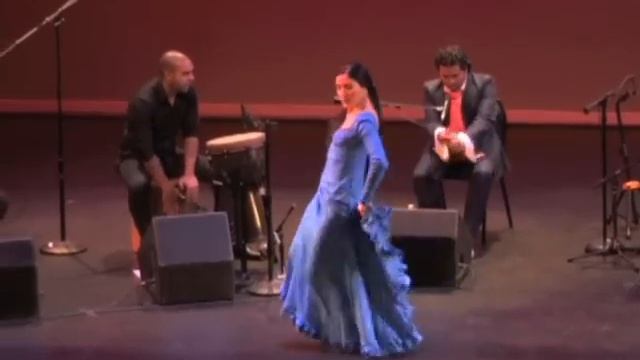 Eric & Encarnación with Rafael de Utrera - Siguiriya 1 of 2 Live Flamenco смотреть онлайн
