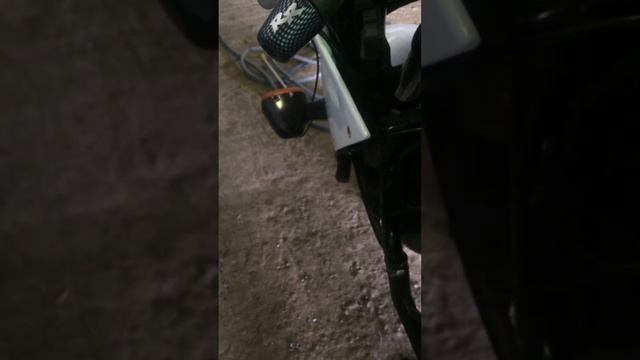 Стук в моторе CBR 919 RR смотреть онлайн