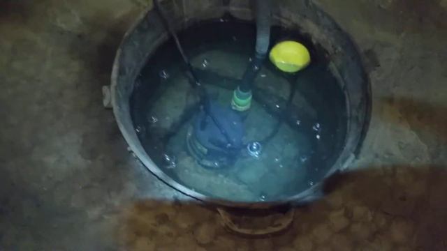 Вода в гараже.Использование кёрхера в гараже.Дренажный насос. смотреть онлайн