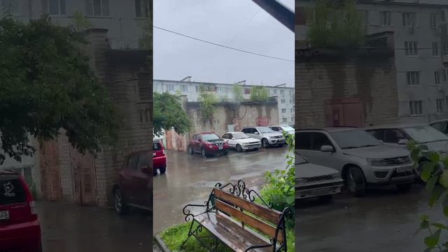 Залило кровлю ТП и случилось короткое замыкание в РУ в районе Большого Камня в Приморье смотреть онлайн
