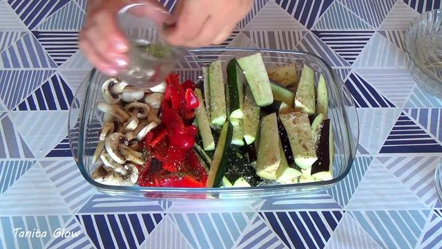 Простой рецепт запеченных овощей ! Быстро и вкусно ! смотреть онлайн