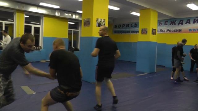 В Н Крючков.САО Стрела.Двое против одного , ножи. Отработка смотреть онлайн