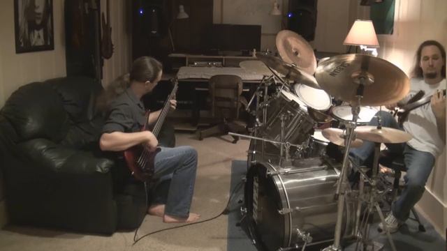 Prelude to Bach's Cello Suite No.1 in G Major - For Electric and Fretless Bass Guitar смотреть онлайн