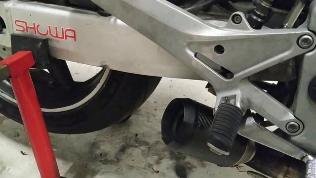 Honda Hornet 900 (919) headers + AR exhaust sound - low mount смотреть онлайн