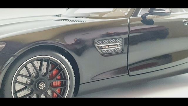 Mercedes Benz AMG GT S (2014 - 2017) - AUTOart смотреть онлайн