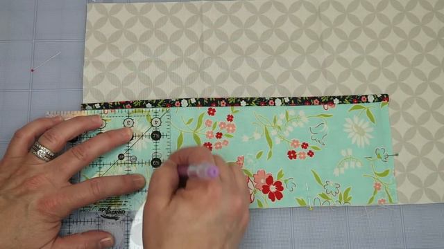 Knitting & Crochet Needle Case // TUTORIAL смотреть онлайн